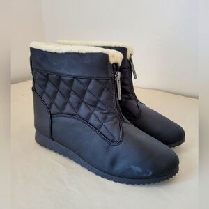 Sno Country Boots Midcalf Fur Lined Black Lightweight Quilted Front Zip 8.5 Wide
